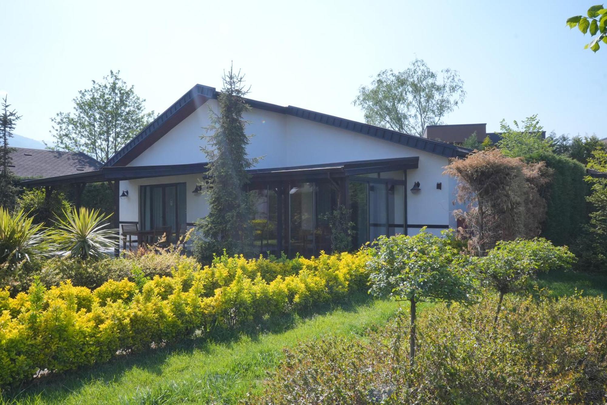 Sapanca Cayir Cimen Otel Bagian luar foto